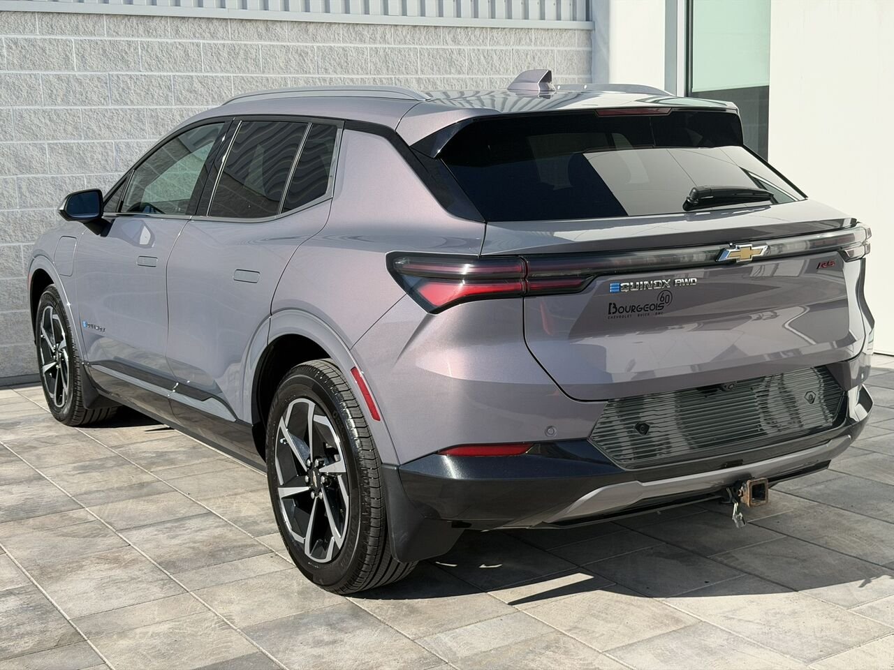 Chevrolet Equinox EV 2LT AWD 2024 Gris Laval - photo #11