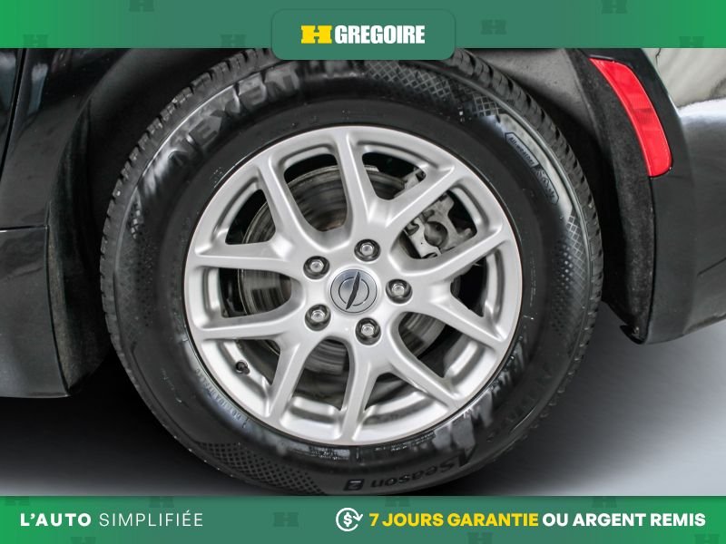 Chrysler Grand Caravan 2024 Noir Laval - photo #11