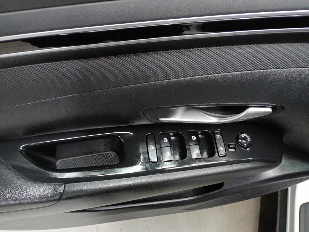 2022 Hyundai Tucson White Blainville - photo #18