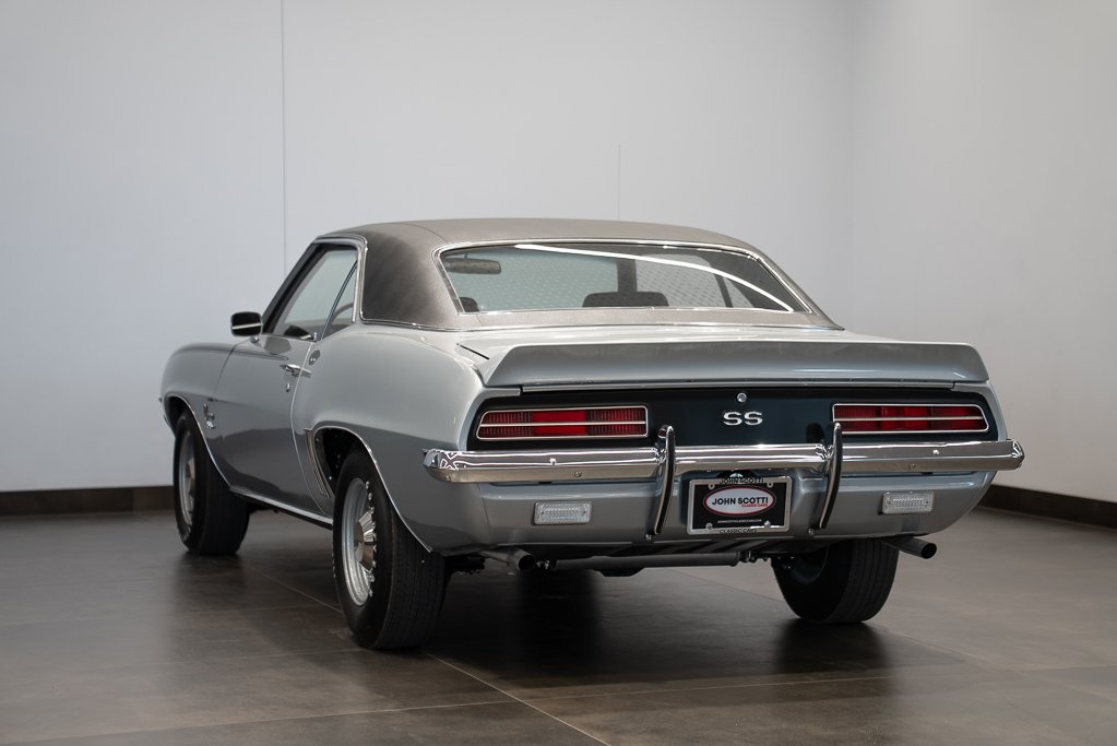 Chevrolet Camaro 1969 Argent Montréal - photo #5