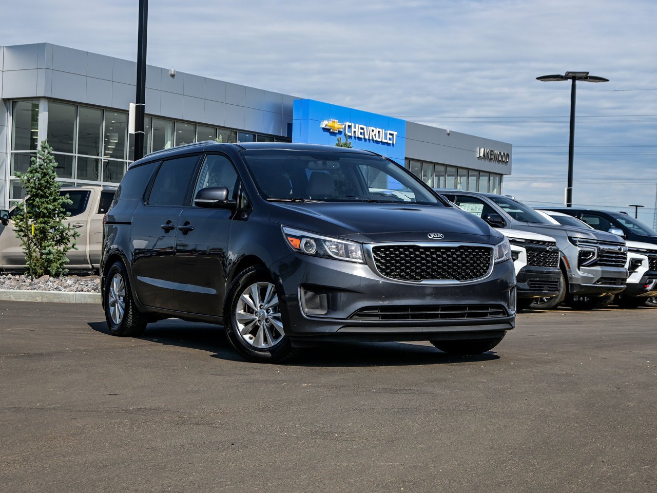 2017 Kia Sedona 4dr Wgn LX Grey Sherwood Park - photo #1