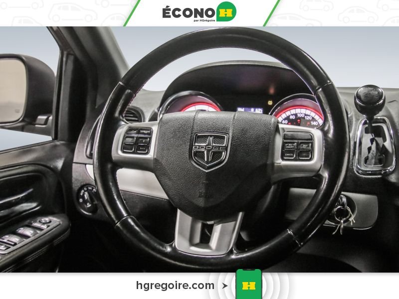 2020 Dodge GR Caravan Red Blainville - photo #15