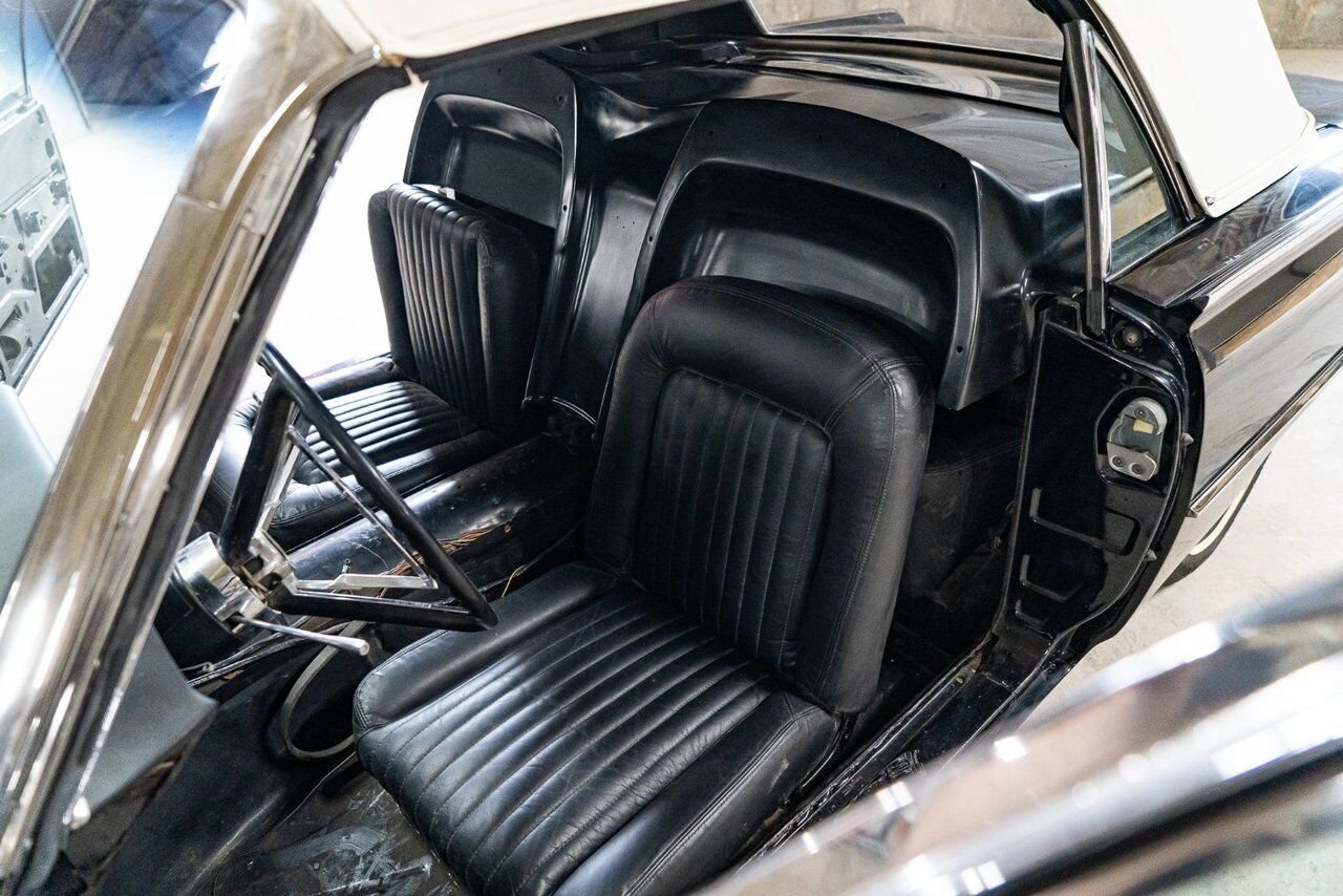 Ford Thunderbird **PRICE IN USD** Roadster project car Extremely rare 1962 Noir Montréal - photo #7