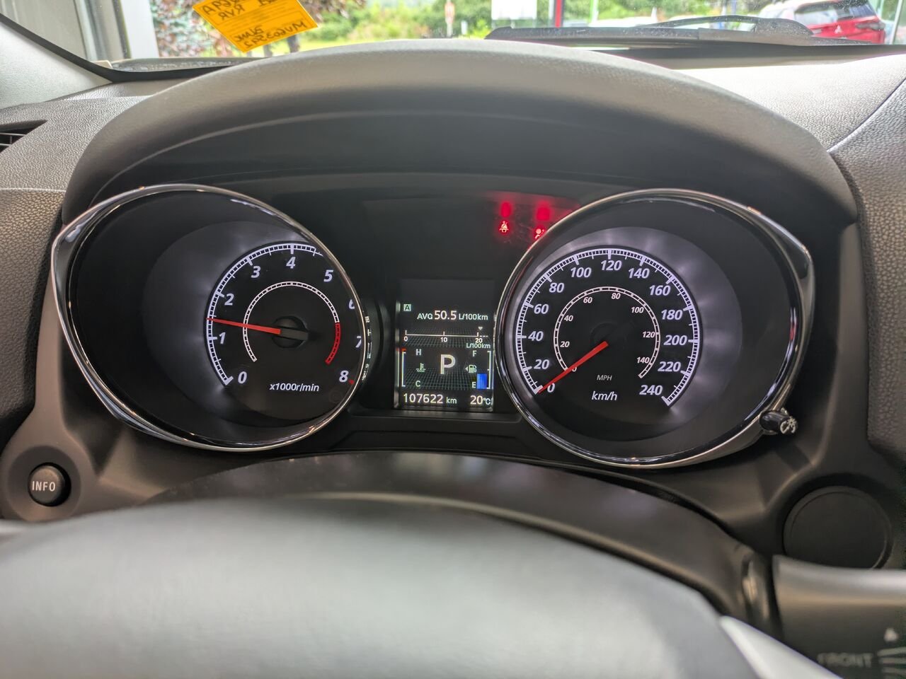 2021 Mitsubishi RVR White Gatineau - photo #8