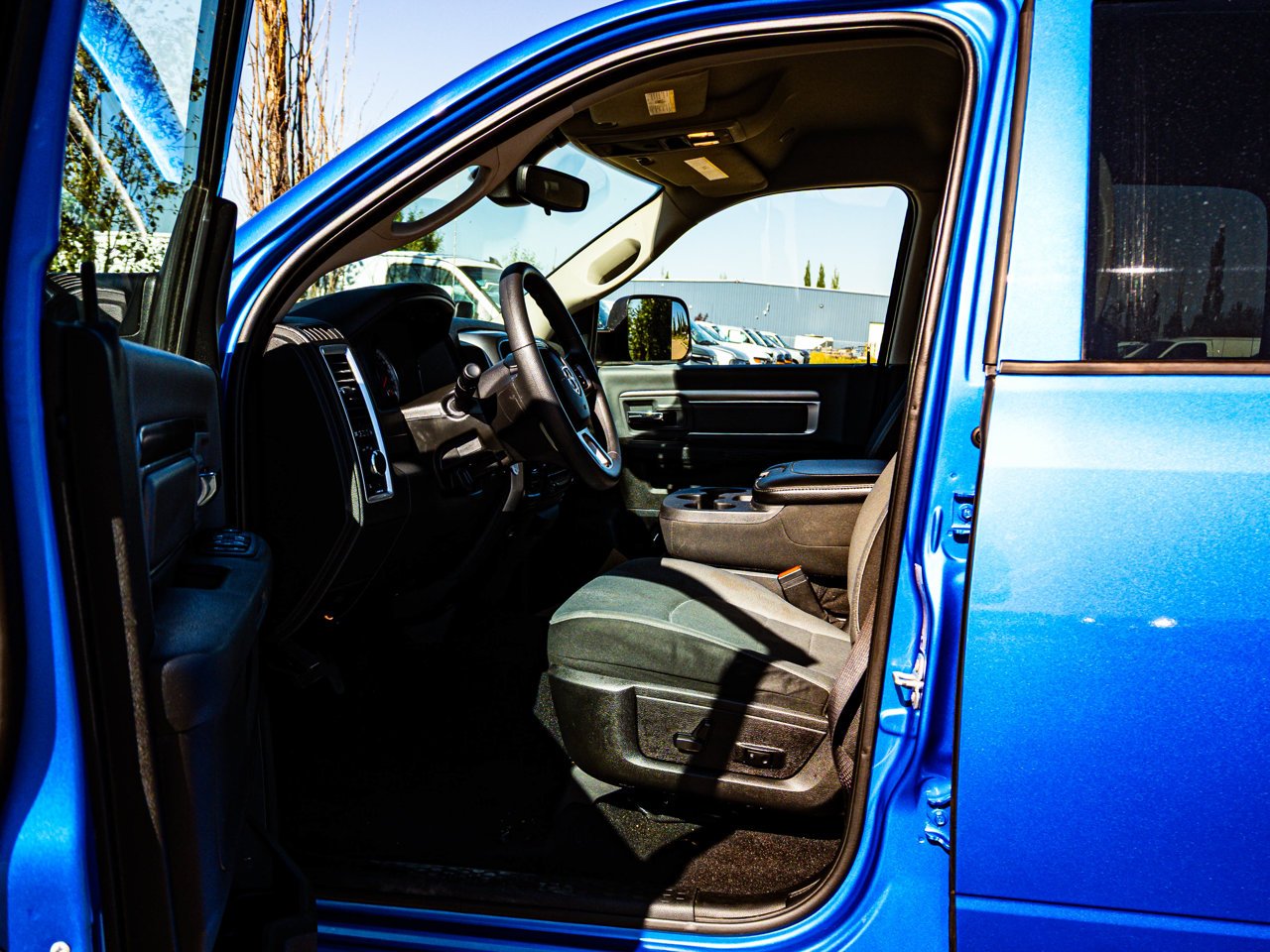 2023 Ram 1500 Classic SLT 4x4 Crew Cab 5'7 Box Blue Sherwood Park - photo #16