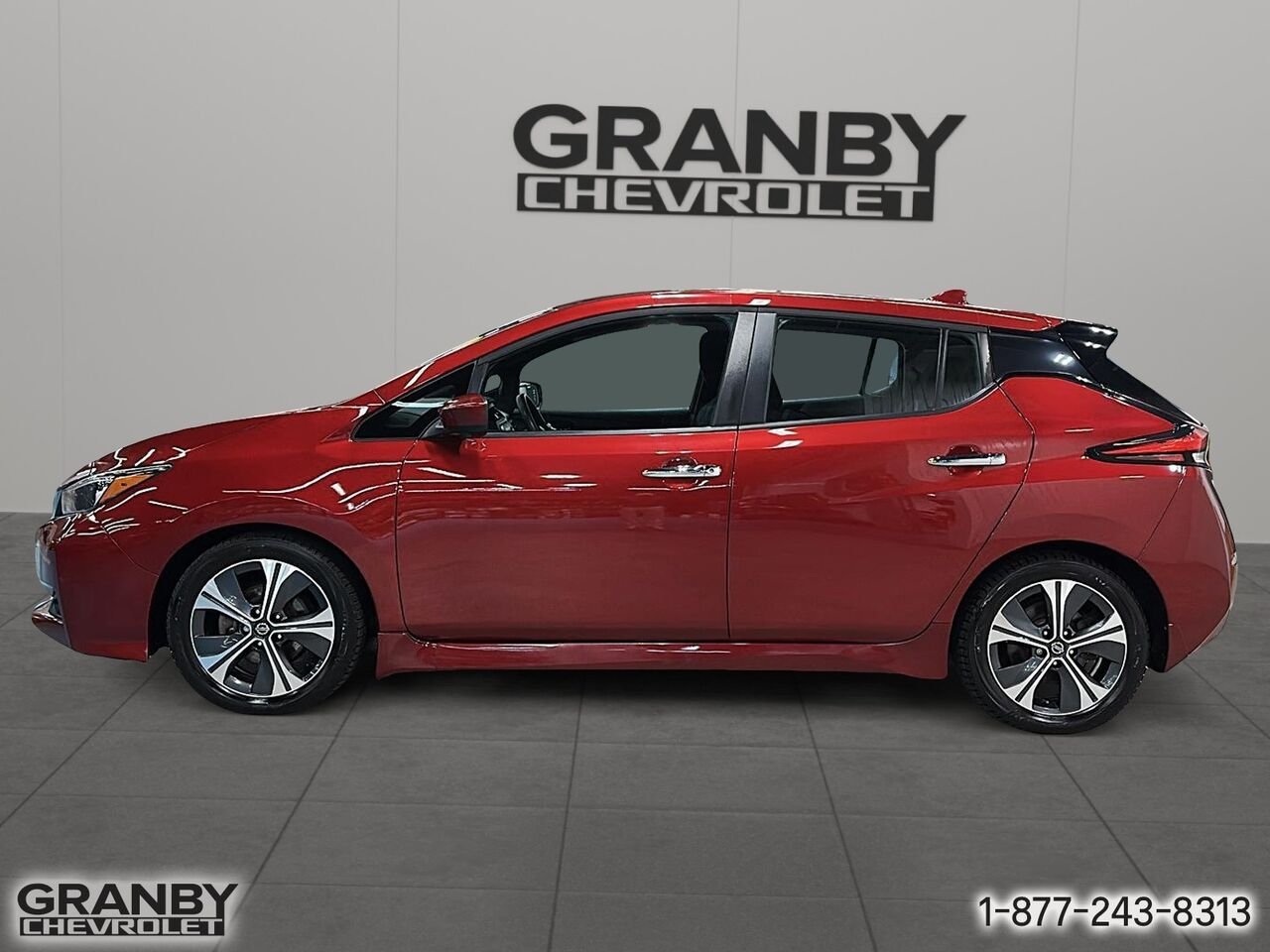 2020 Nissan LEAF SV à hayon | 27-0179A Red Granby - photo #7