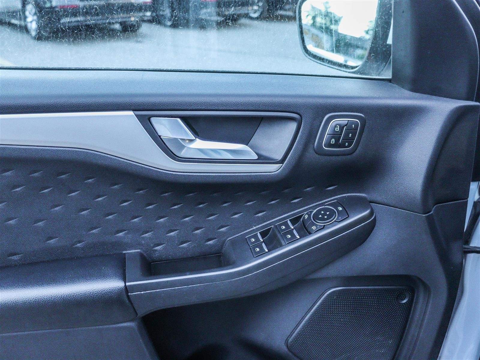 Ford Escape SEL 2020 White Ottawa & Gatineau - photo #8