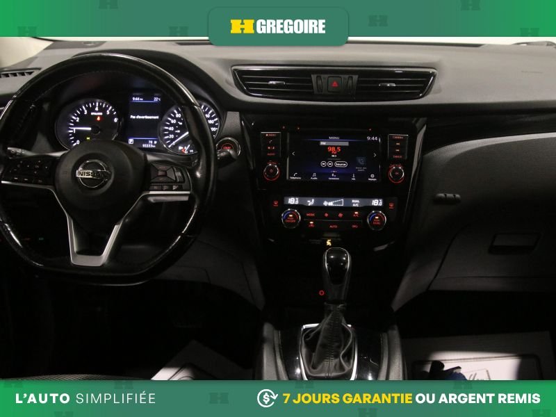 2020 Nissan Qashqai Black Laval - photo #17