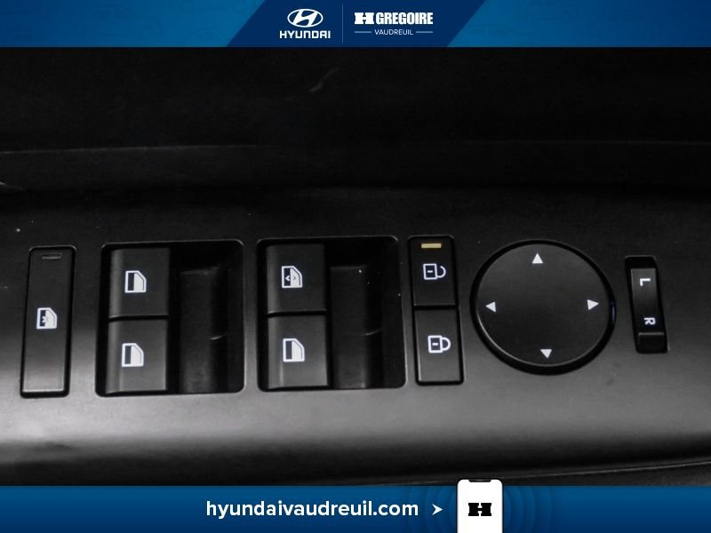 2024 Hyundai Kona White Saint-Eustache - photo #16
