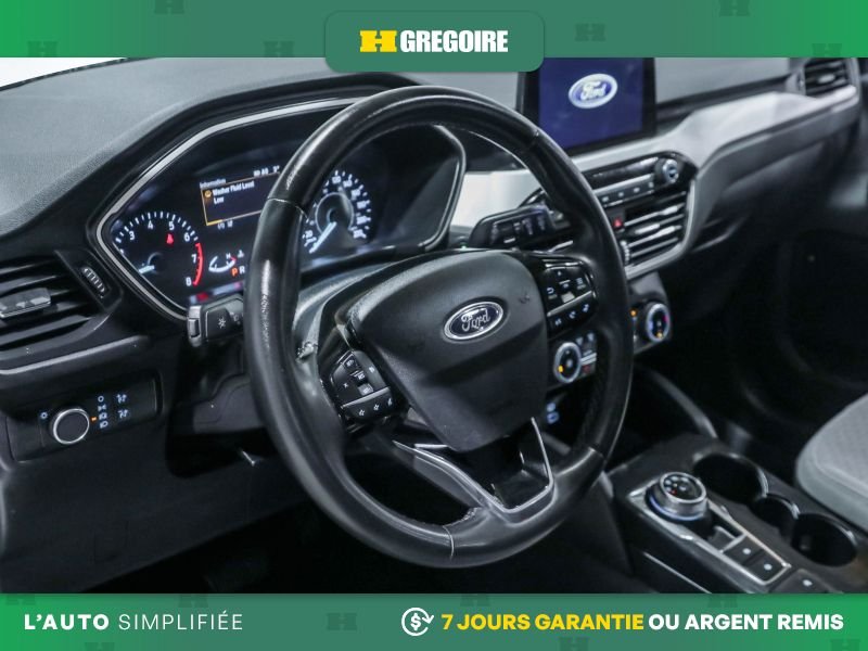 2022 Ford Escape Silver Laval - photo #11