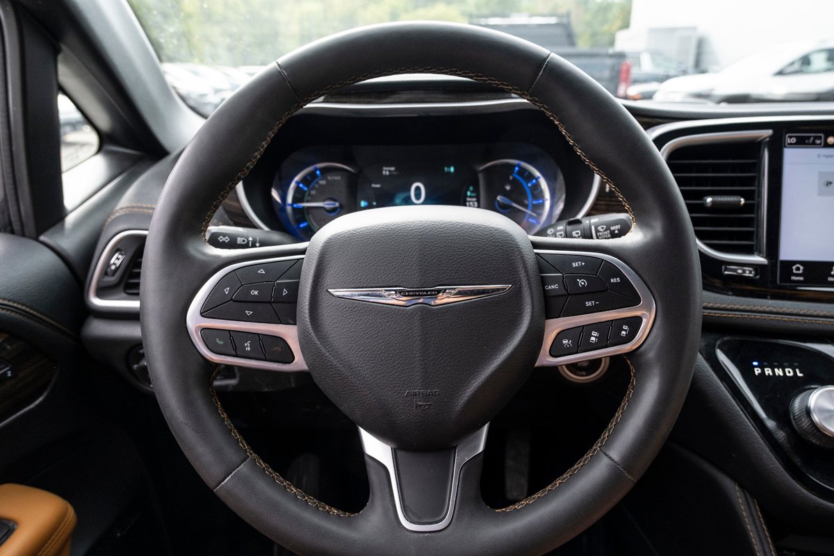 Chrysler Pacifica Hybrid 2023 Gris Gatineau - photo #11