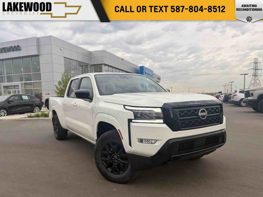 2023 Nissan Frontier SV 3.8L | Heated Bucket Seats White