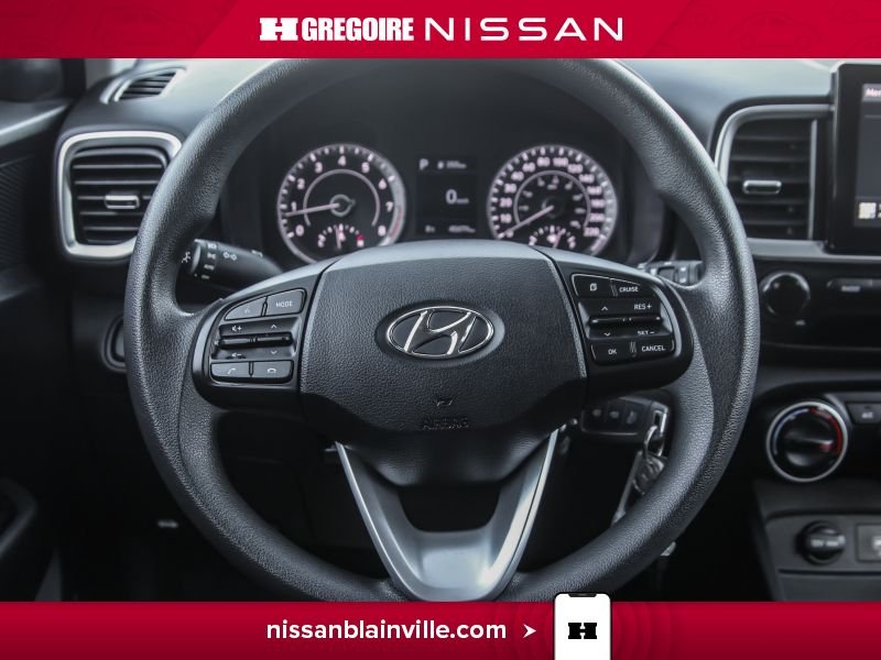 2021 Hyundai Venue White Laval - photo #13