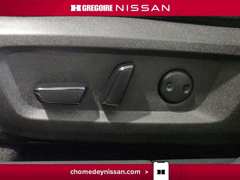 2023 Nissan Rogue White Laval - photo #16