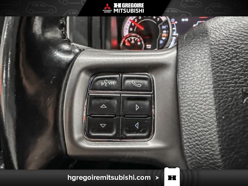 Ram 1500 MA4571 | Warlock * 4x4 * Crew Cab * Mags * Cam * Carplay 2022 Gris Laval - photo #18
