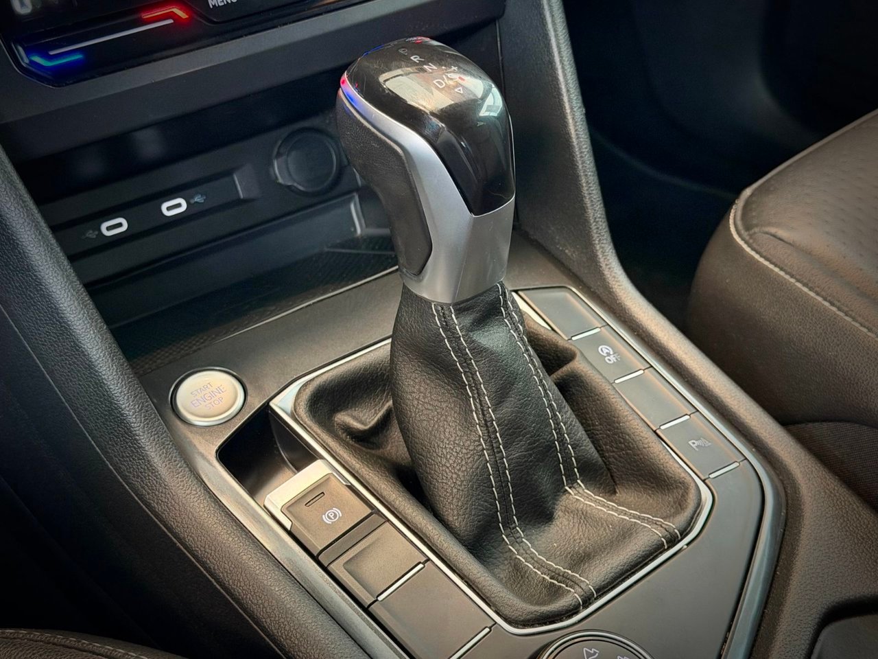 2022 Volkswagen Tiguan Black Notre-Dame-des-Prairies - photo #30