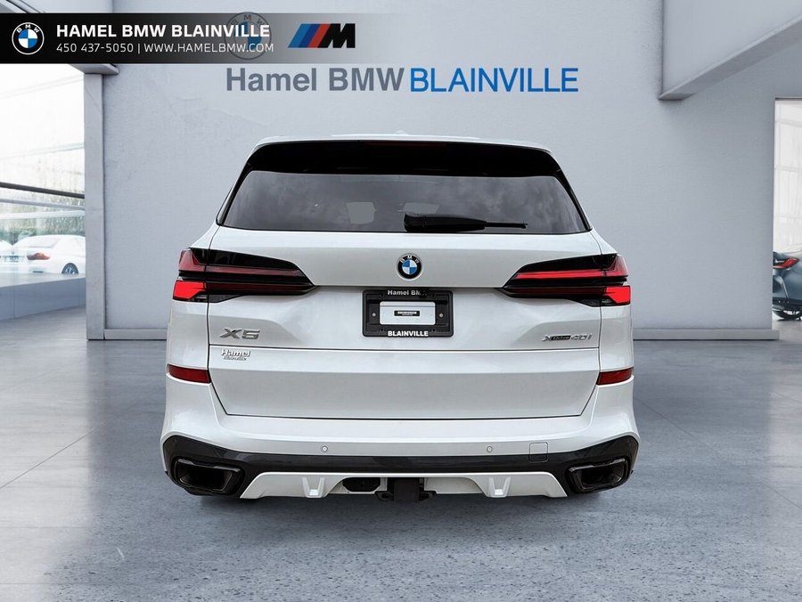 BMW X5 xDrive40i véhicule d'activités sportives 2024 Blanc