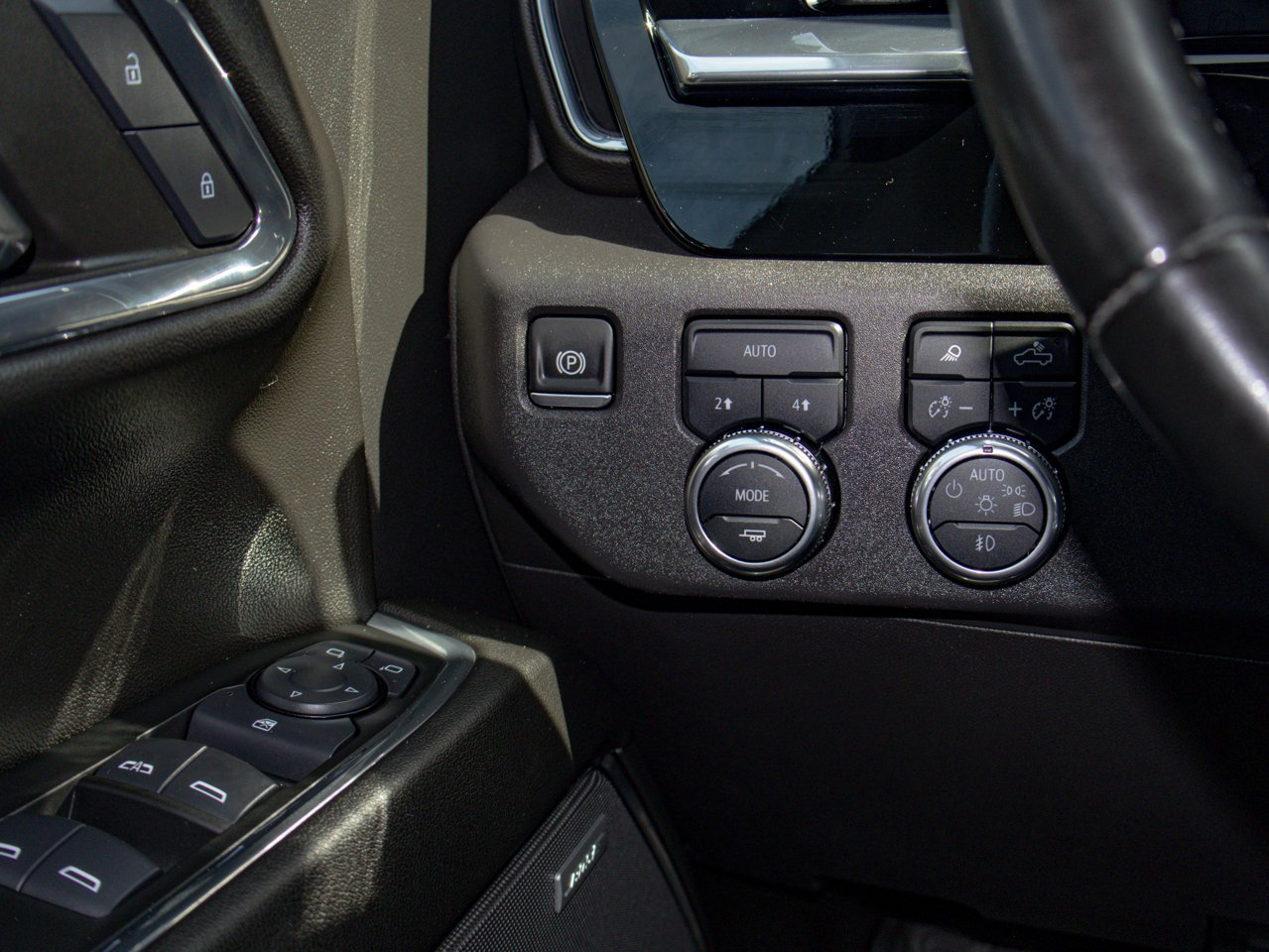 2024 GMC Sierra 1500 4WD Crew Cab 147 Elevation Black Sherwood Park - photo #22