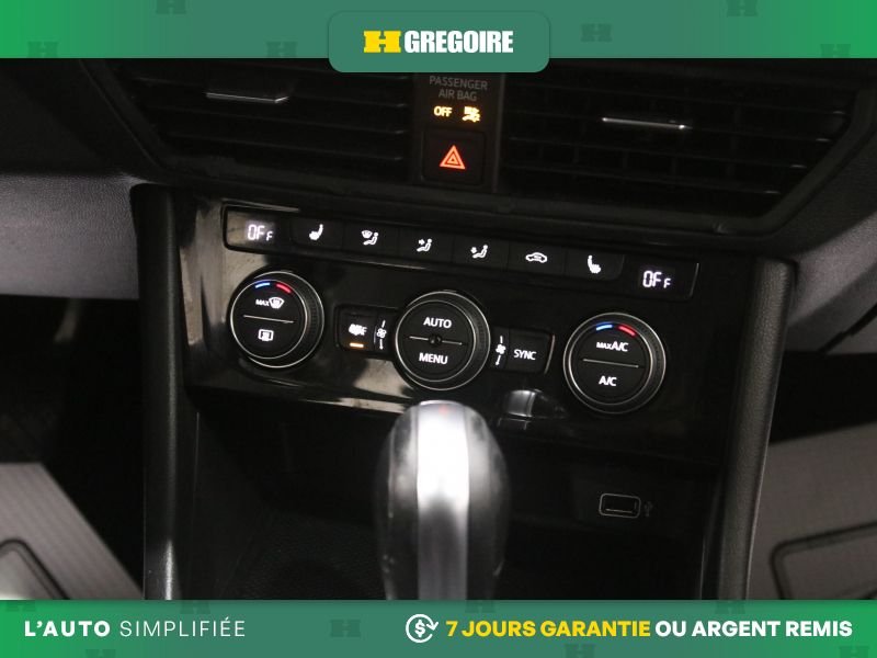 2019 Volkswagen Jetta Black Blainville - photo #22
