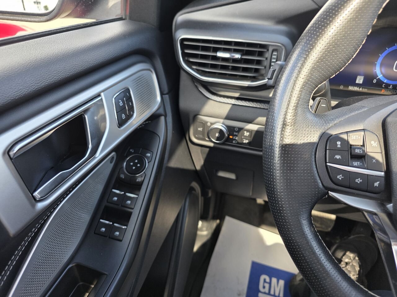 2020 Ford Explorer ST Red Rouyn-Noranda - photo #12