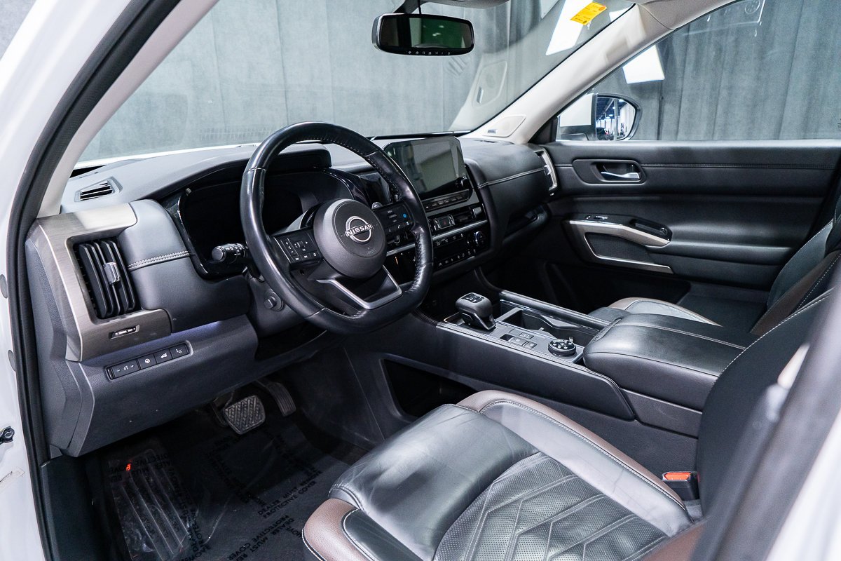Mitsubishi Outlander ES S-AWC 7 PLACES CARPLAY CAMÉRA 2024 Montréal - photo #6