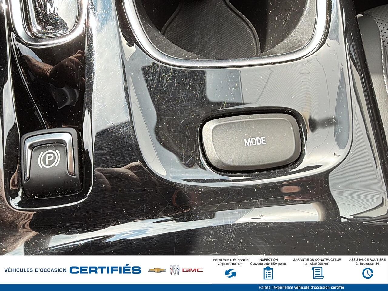 BUICK ENVISION Essence 4 portes TI 2022 Noir Montmagny - photo #17