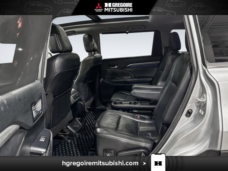 2017 Toyota Highlander HYBD Grey Laval - photo #28