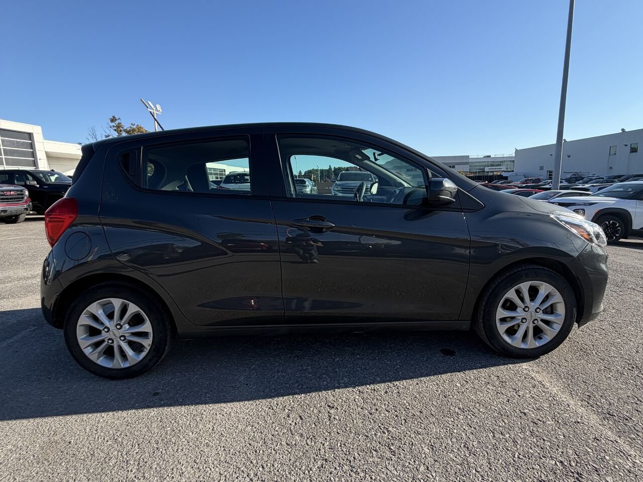 CHEVROLET SPARK 1LT 1LT à hayon 4 portes CVT 2022 Gris Gatineau - photo #16