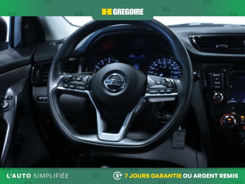 Nissan Qashqai 2021 Blanc Laval - photo #17