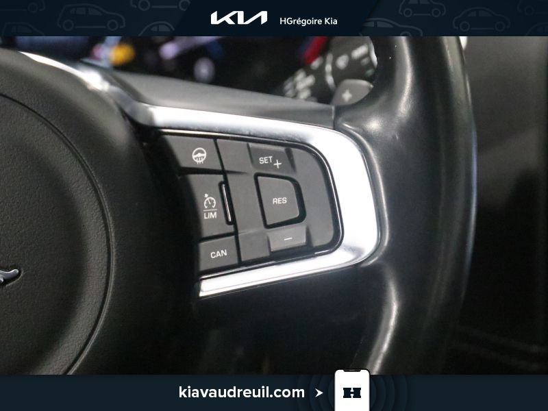 Jaguar F-PACE KW8096 | 35t R-Sport 2017 Noir Laval - photo #15
