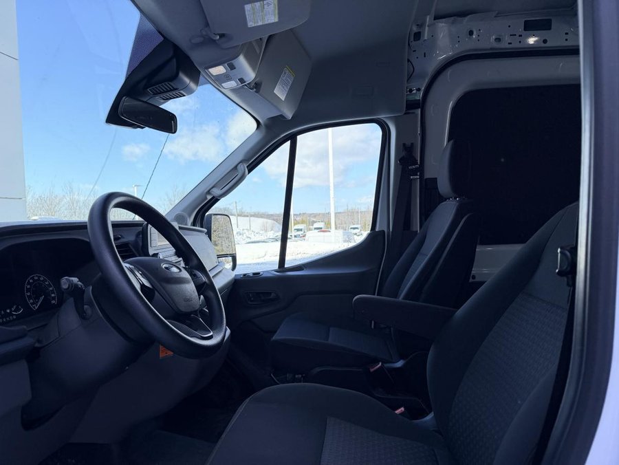 Ford E-series 2022 2022 Blanc