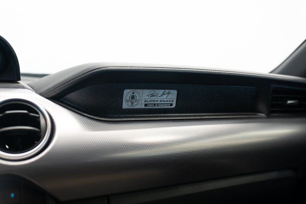 Ford Mustang GT * SUPER SNAKE * 2021 Gris Kirkland - photo #24