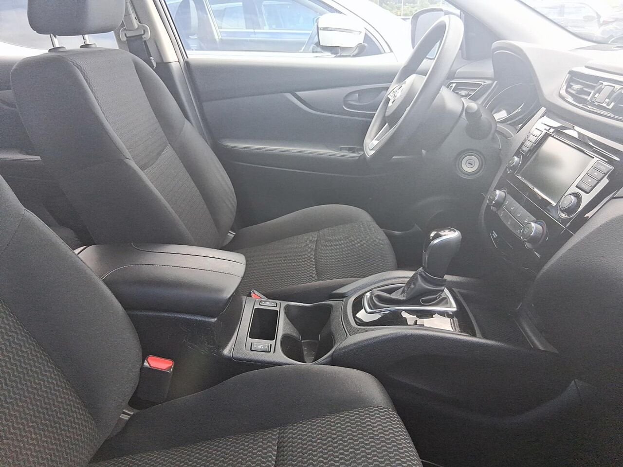 2023 Nissan Qashqai S Grey Québec - photo #2