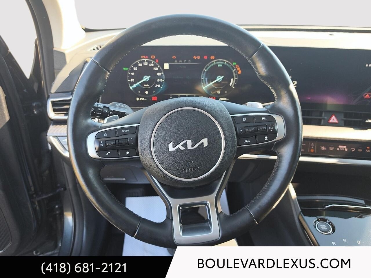 Kia Sportage hybride rechargeable 19822A | SX TI avec intérieur noir 2024 Gris Québec - photo #11