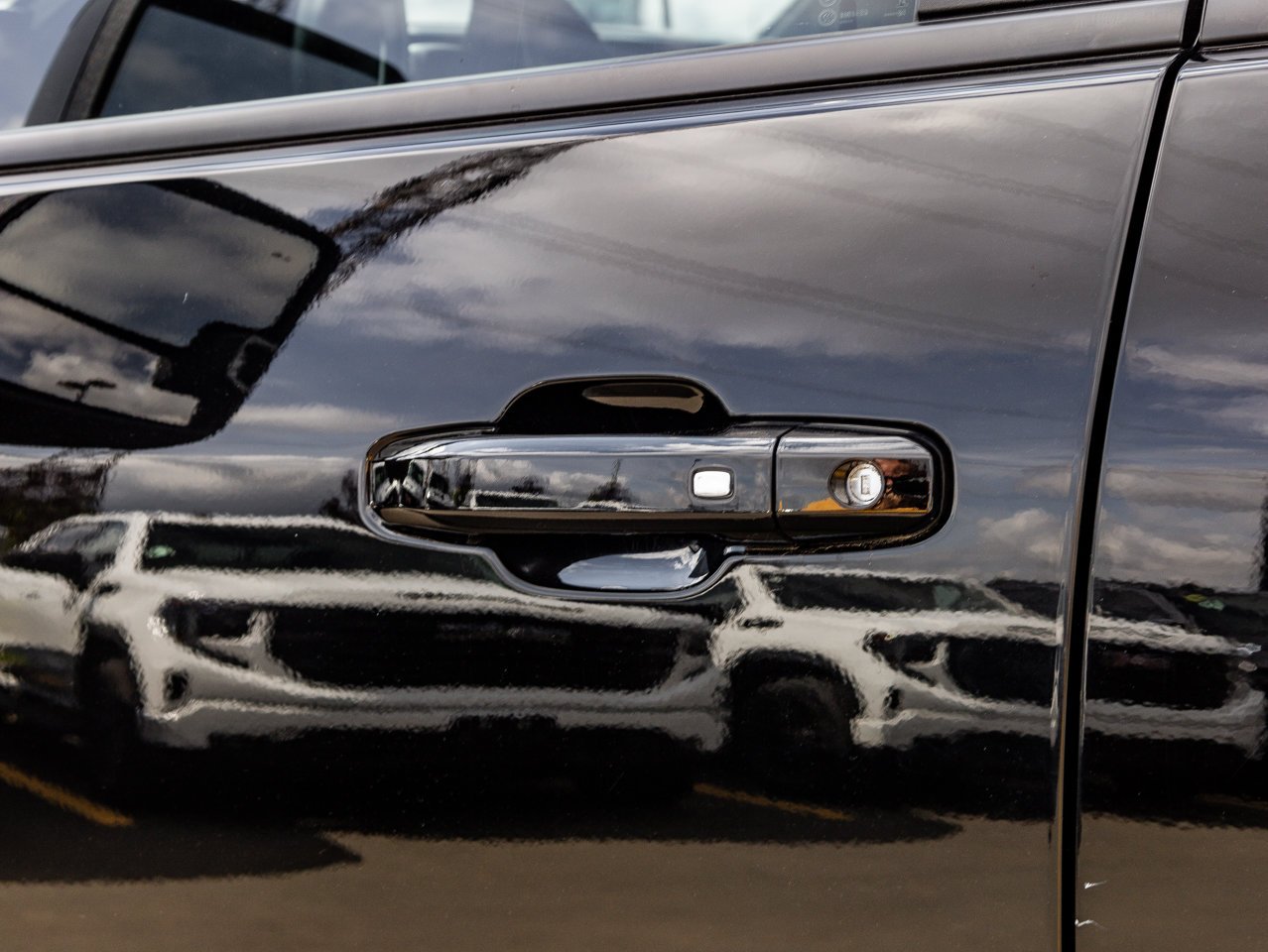 2024 Chevrolet Silverado 2500HD 4WD Crew Cab 159 LT Black Sherwood Park - photo #7