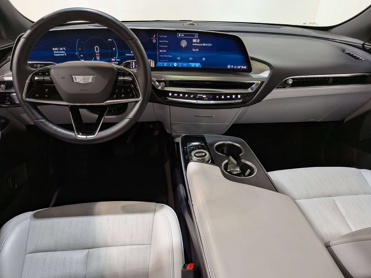 2024 Cadillac LYRIQ 4dr Sport w/1SF Red Val-David - photo #31