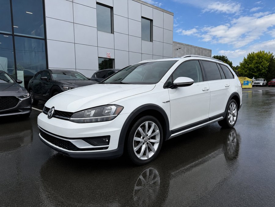 2019 Volkswagen Golf Alltrack Highline White
