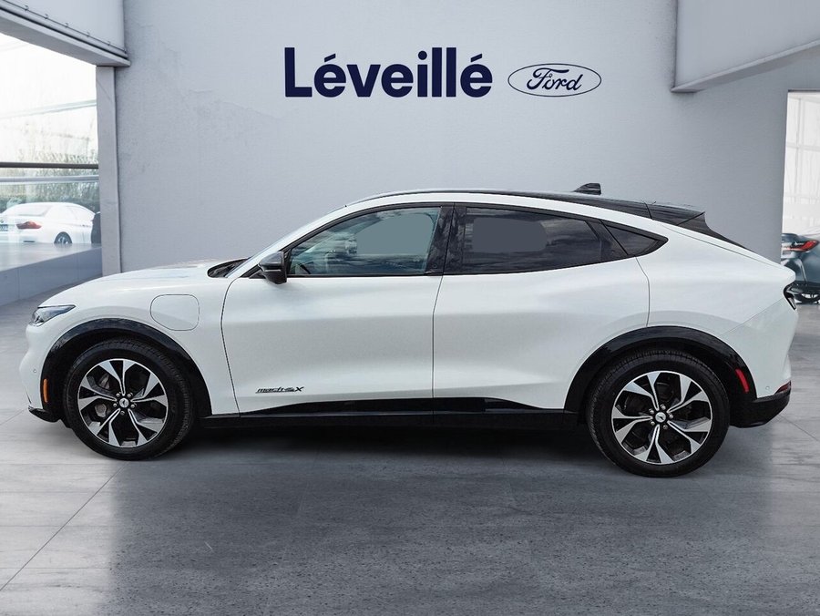 2022 Ford Mustang Mach-E 2022 White