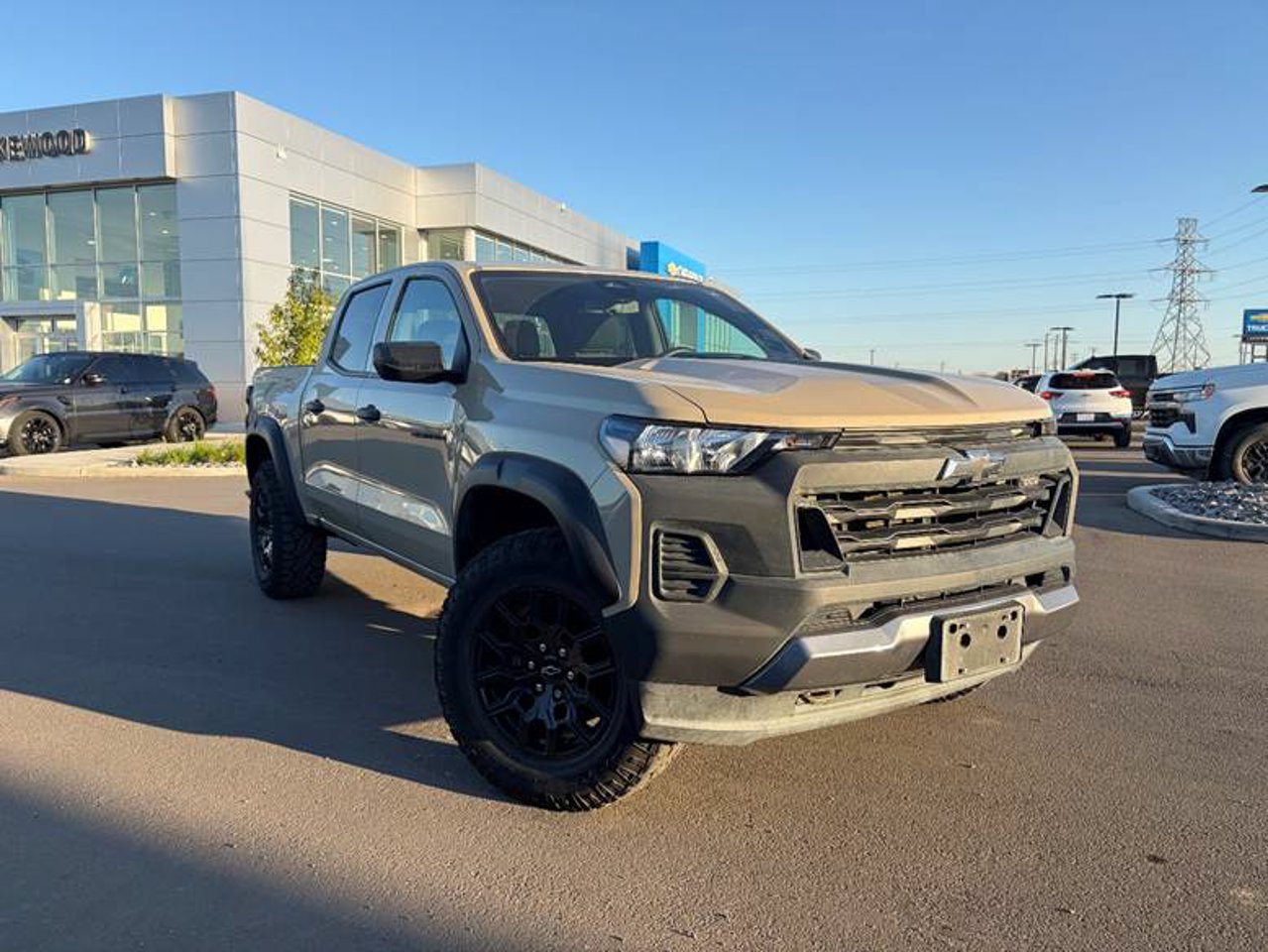 2024 Chevrolet Colorado 4WD Crew Cab Trail Boss Beige Sherwood Park - photo #1