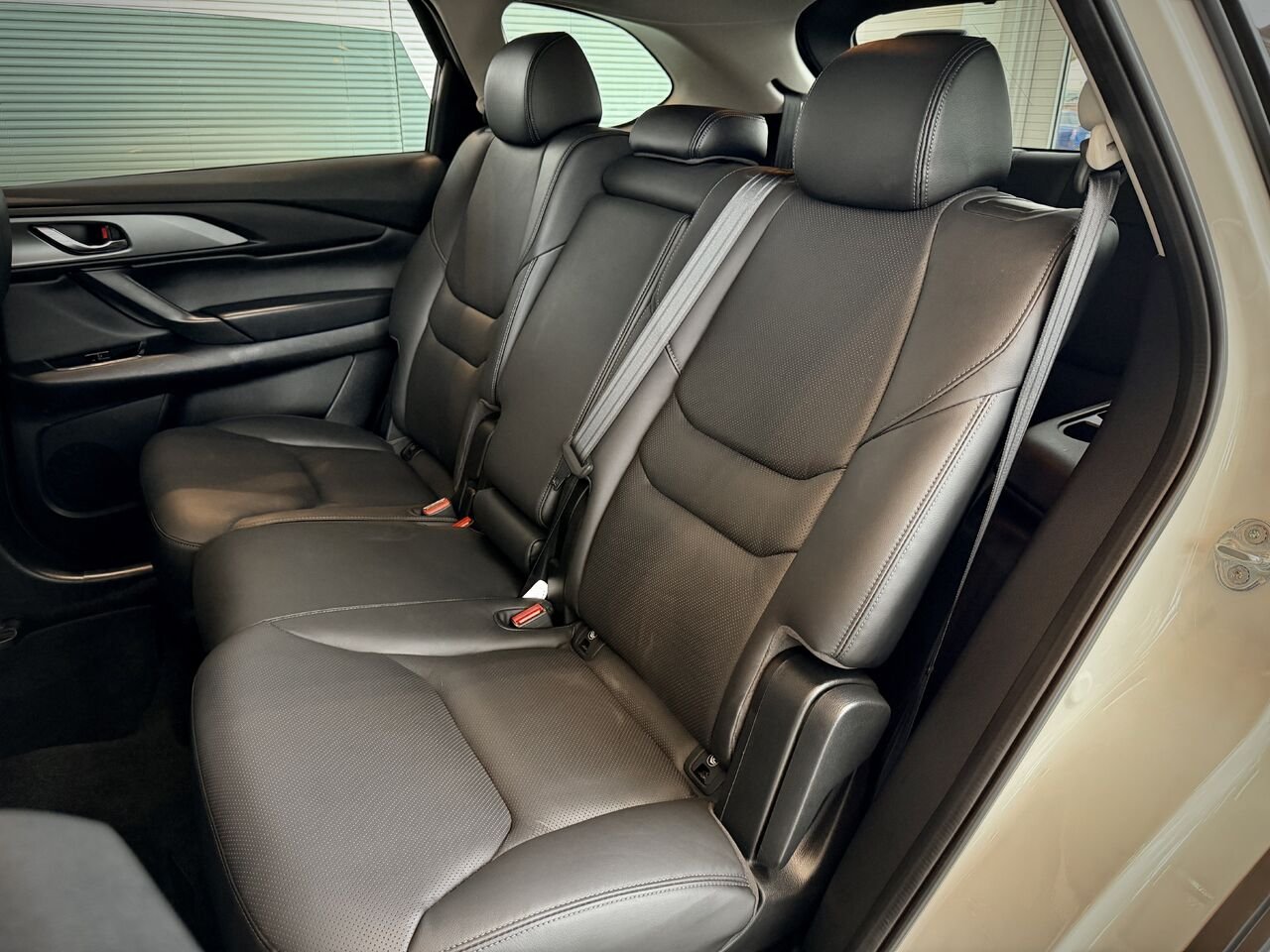 2021 Mazda CX-9 White Notre-Dame-des-Prairies - photo #19