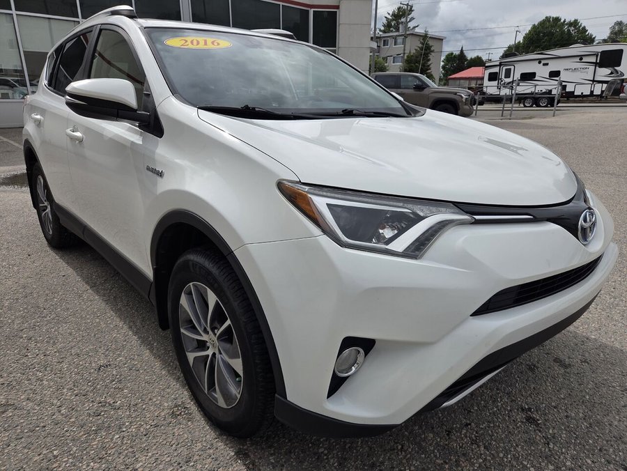 2016 Toyota RAV4 Hybrid 2016 White