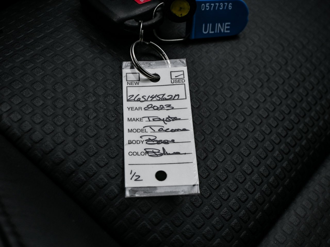 2023 Toyota Tacoma 4x4 Double Cab Manual SB Blue Sherwood Park - photo #32