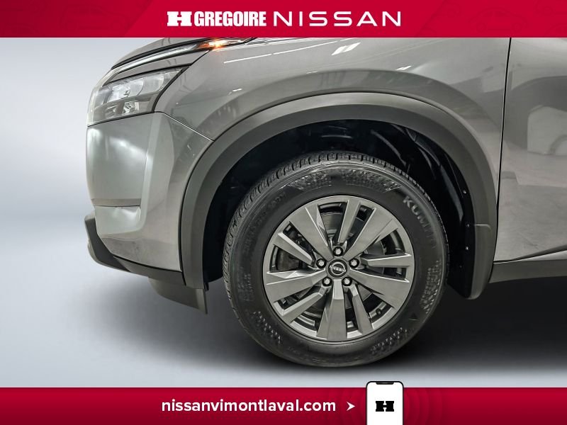 2024 Nissan Pathfinder Grey Laval - photo #11