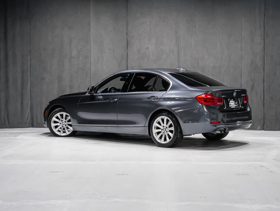 BMW 3 Series 328i xDrive 2016 Gris