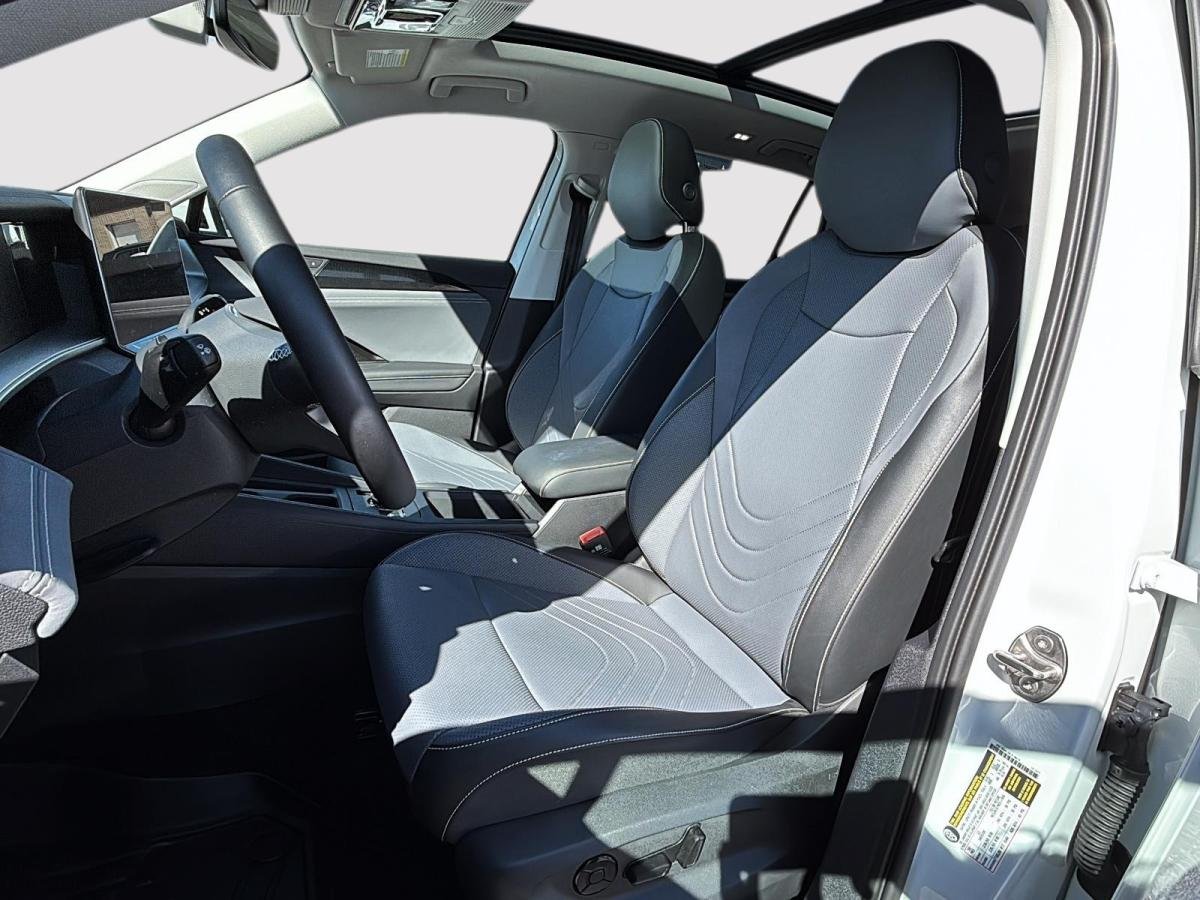 Volkswagen Tiguan 2025 Blanc Rouyn-Noranda - photo #8