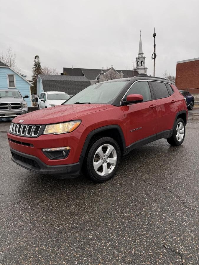 2018 Jeep Compass Red Lac Mégantic - photo #0