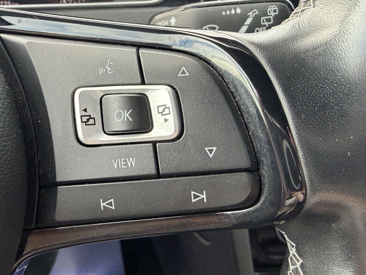 2019 Volkswagen Golf R Grey Ste-Marie - photo #15