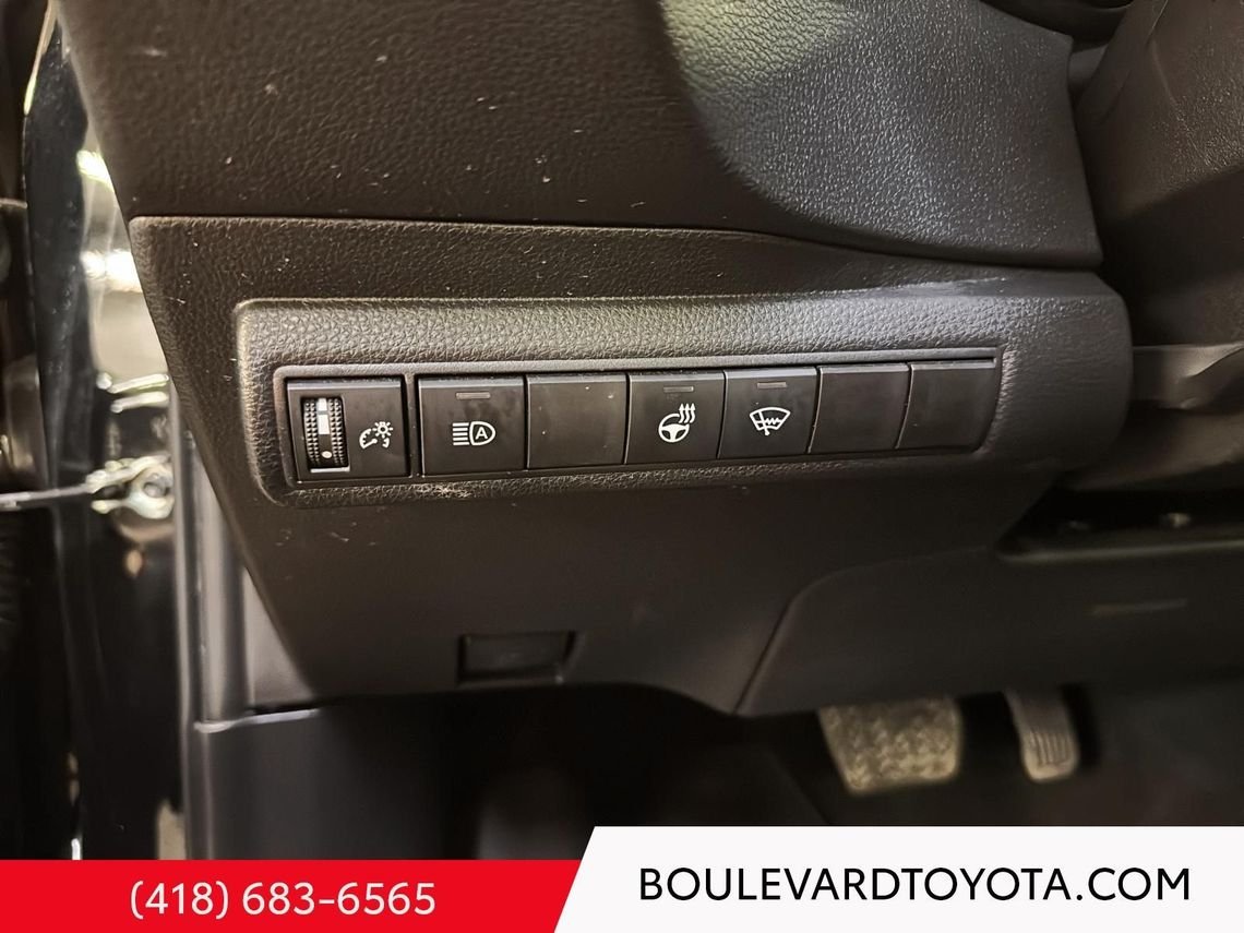 2025 Toyota Corolla 531715-47 | LE CVT Midnight Black Metallic Québec - photo #17