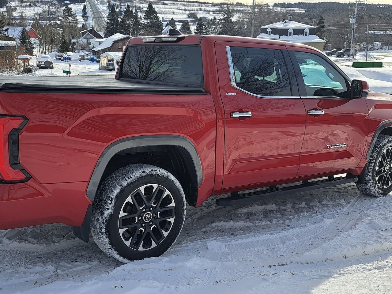 Toyota Tundra Limited CrewMax 4x4 2023 Rouge supersonique Lac-Etchemin - photo #4