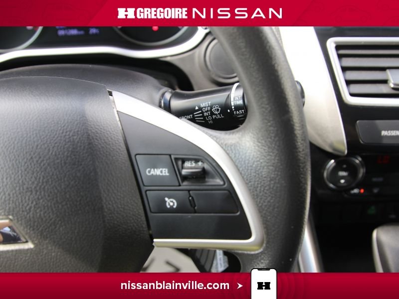 Mitsubishi Eclipse Cross 2020 Bleu Laval - photo #17